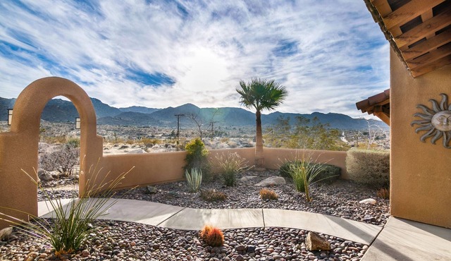 🌵Casa Tortuga - the most UNIQUE place in JT, w/game room, hot tub, BBQ & Spectacular Views🌵