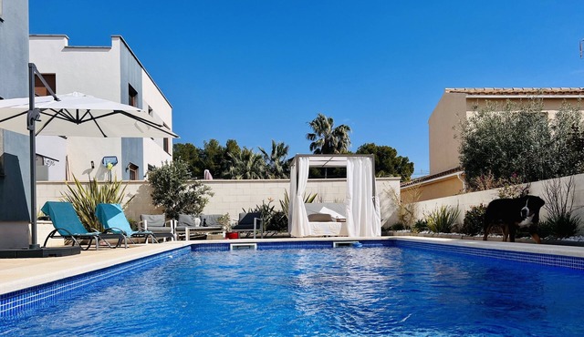 CASA TRES CALES