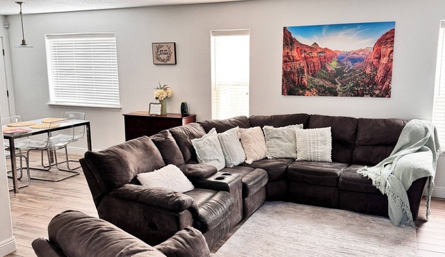 Casa Uva beautiful family retreat with a pool near to everything you need.