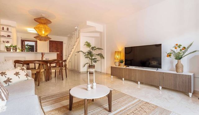 Casa Villacana | Beachside Townhouse Pools Bbq