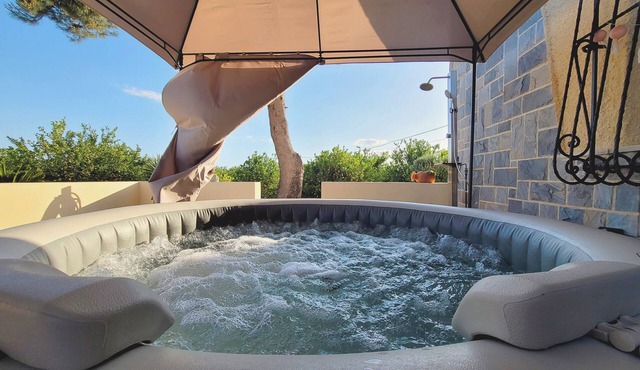 Casa Verna tú Escapada Ideal en Familia o Grupo; Actividades, Jacuzzi y Barbacoa