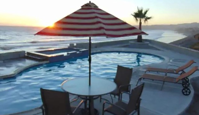 Casa Villa Grande - sleeps 30+, Oceanfront,Pool and Jacuzzi