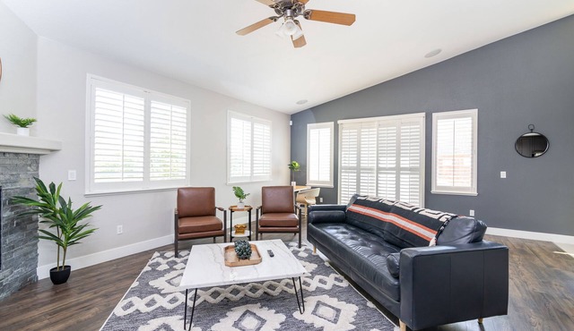 Casa Villa Nueva - Comfortable, Spacious & Refreshing