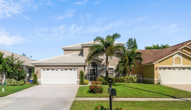 Casa White Coral - Polo Ready, 2 Story Florida Pool Home