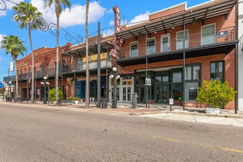 Casa Ybor Apartments on 7th Ave