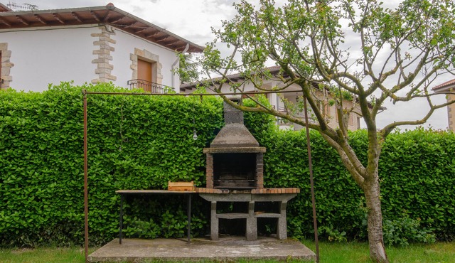 Casa Zubiri-Anocibar I y II for 12 people