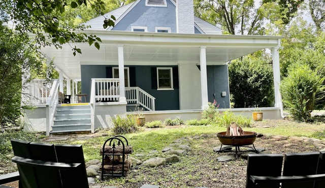 CasaAzul Restored Retreat- 7min walk to historic Main Street downtown Orange, VA