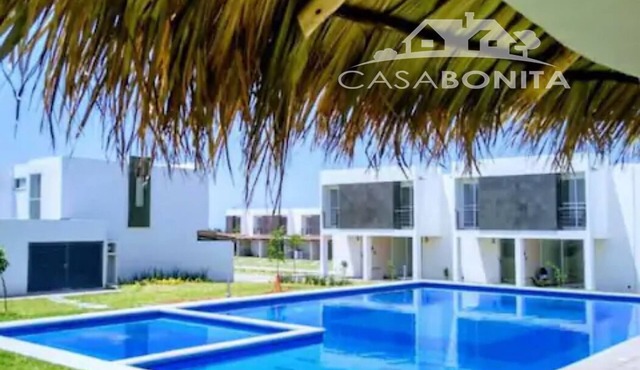 CASABONITA frente alberca, AirAC