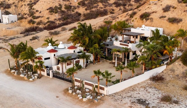 CASACORAZONMX - A Boutique 5BD/5BA Beachfront estate. 945.00USD/n