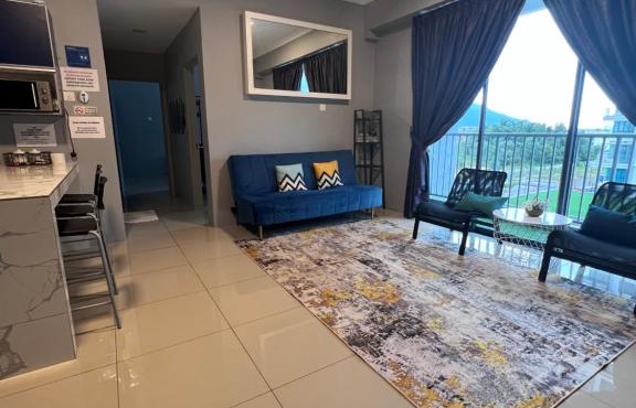 Casahome by Irdina Meru- 8pax -10pax