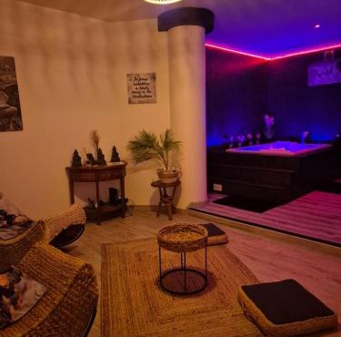 Casanova's Home Love