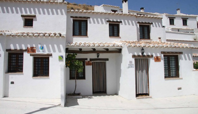 Casas Cueva El Mirador de Galera for 7 people