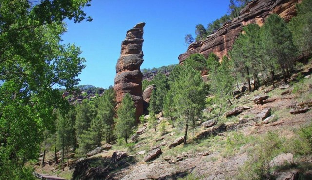 CASAS DEL BARRANCO DE LA HOZ