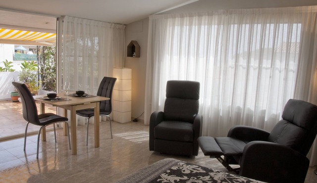 Casas Sitori apartment 6 in a small-scale private complex on the beach!