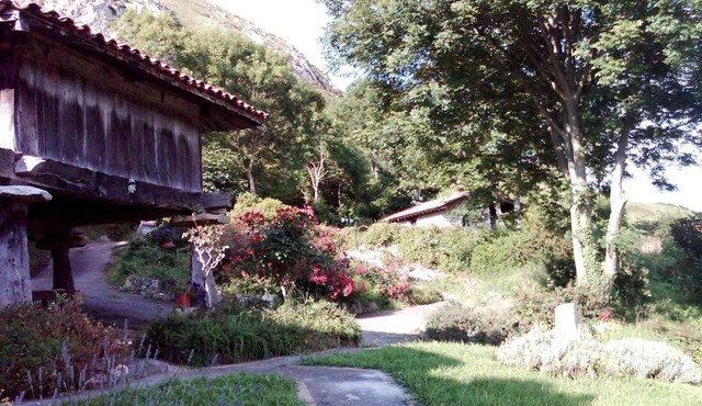 Casas Rurales El Corberu