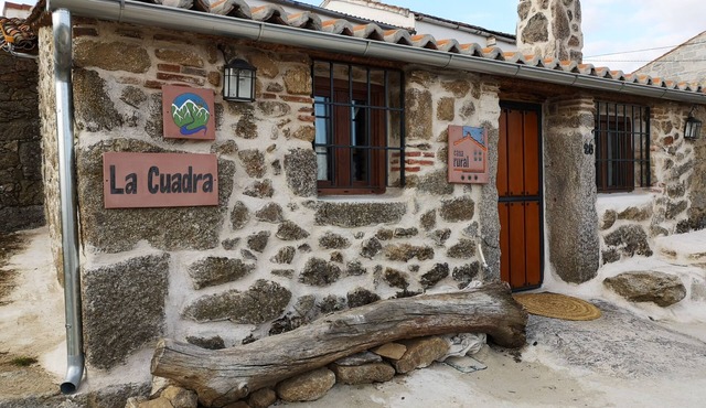 Casas Rurales Paredes, La Cuadra