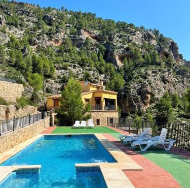 Casas Rurales Mirador del Rio Zumeta