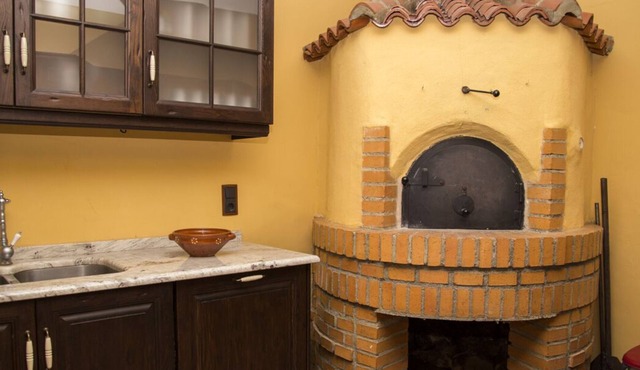 Casas Rurales Tio Mora for 26 people and 40 minutes from Madrid