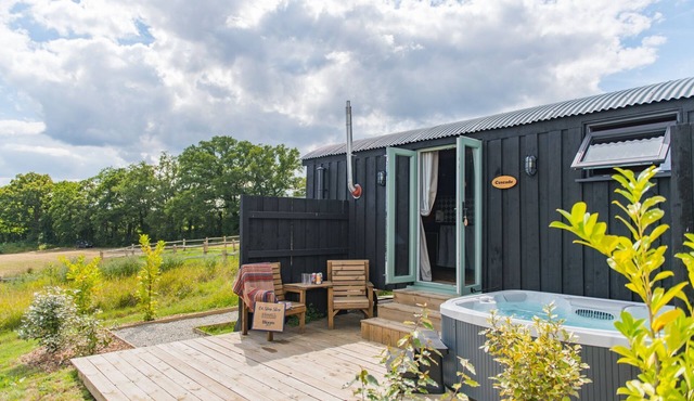 Cascade - a holiday let by Bloom Stays that sleeps 2 guests in 1 bedroom