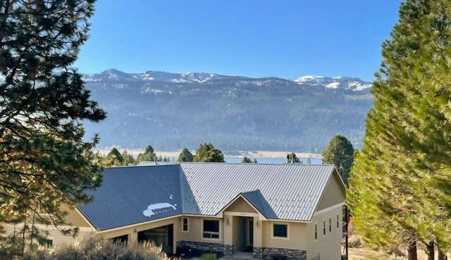Cascade Cabin Overlooking Lake & Golf Course