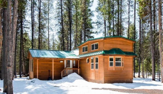 Cascade Fiesta Chalet, Pet Friendly 3 - 511