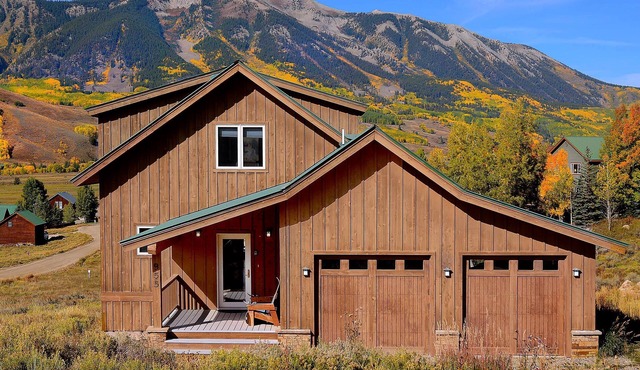 Cascadilla House, Stunning 3 Br home in CB South