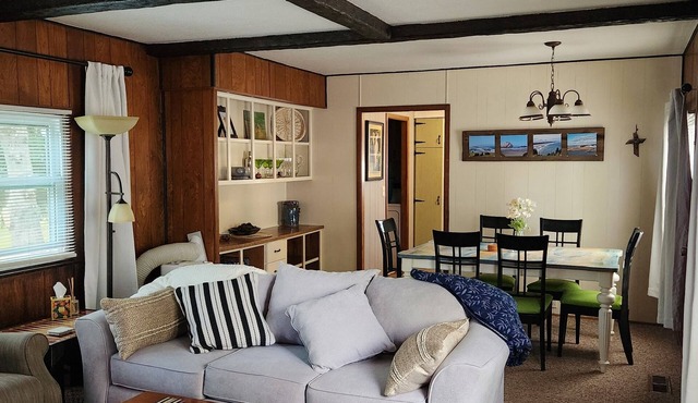 Caseville 2 bedroom home 1/2 mile from town, shopping restaurants and beaches