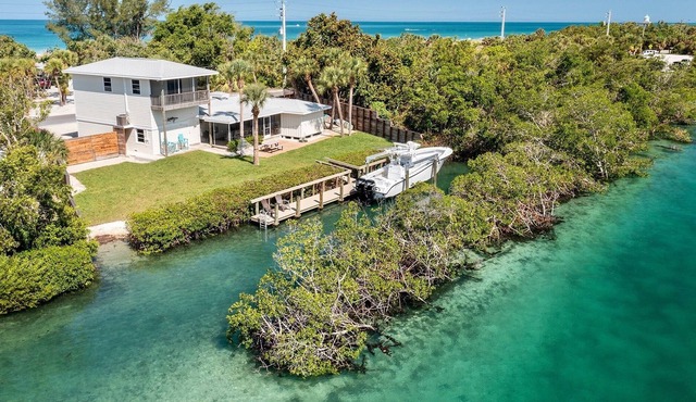 Casey Key Beach To Bay Cottage