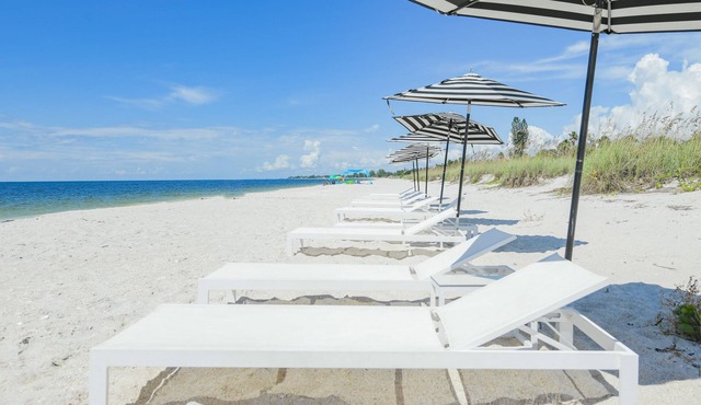 Casey Key Resorts - Beachfront