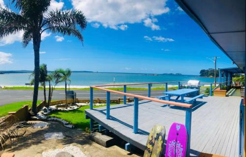 Casey's Beachfront Holiday House