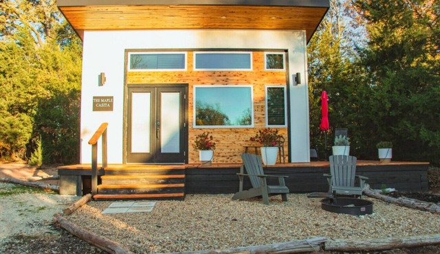 Casita 4 · Whimsical cozy tiny home in nature near water