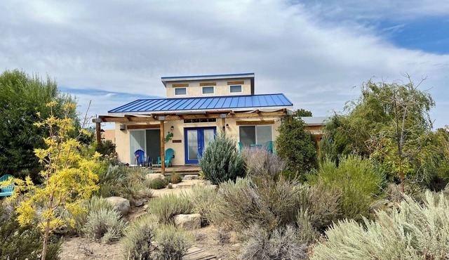 Casita Azul- sanctuary at the foot of the Sierra Nevada