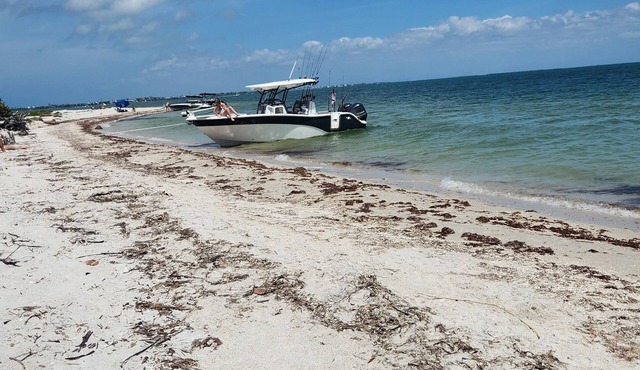 Casita Bella Beautiful Cottage IN Wonderful Cape Coral FL. Come Enjoy!