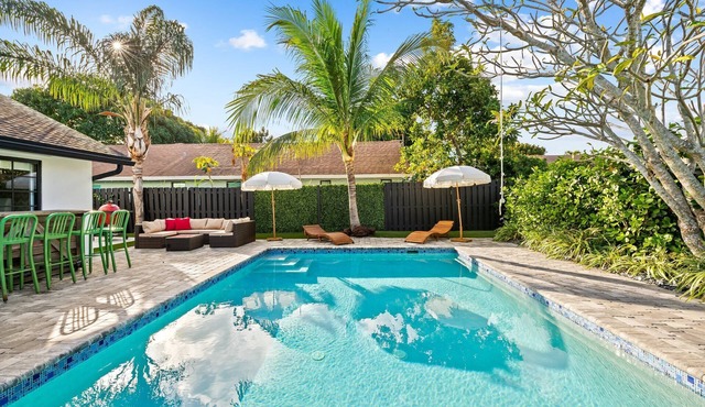 Casita Delray Oasis: 4BR with Pool, BBQ, Firepit, Pool Table