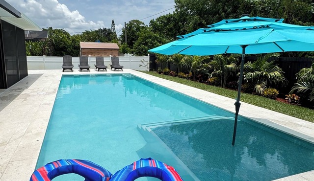 Casita Linda · 3BR-2BA · Heated Saltwater Pool · Pet Friendly · Great Location.