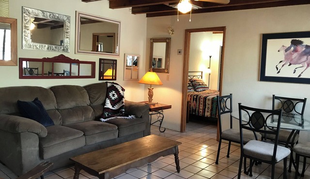 Casita on 10.5 Acre Authentic Guest Ranch, Full Kitchen, Bath, Laundry, Private