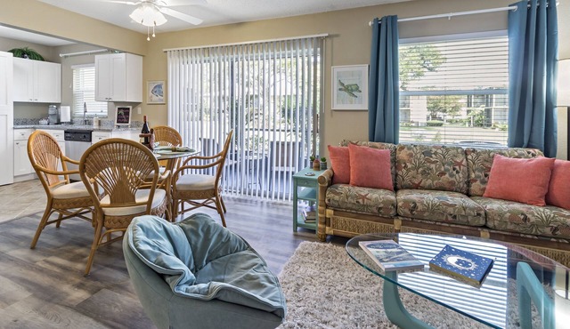 "Casita Playa" Our Super-Cute 1/1 Beach Getaway! 6 min from IRB!