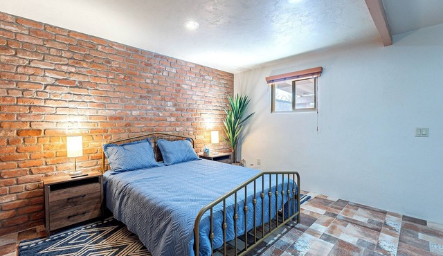 Casita Serena: Cozy Studio Near Gem Show & Downtown