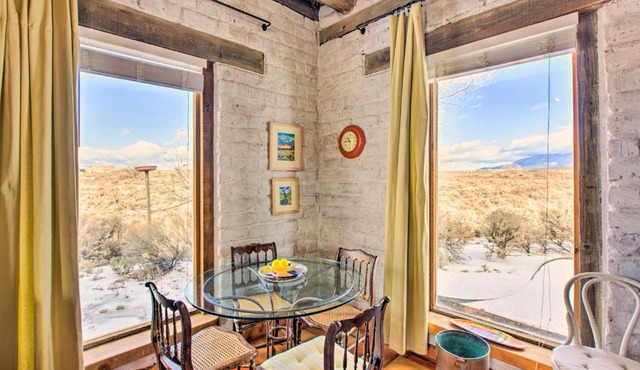 Casita Vacation Rental Near Taos with Patio!