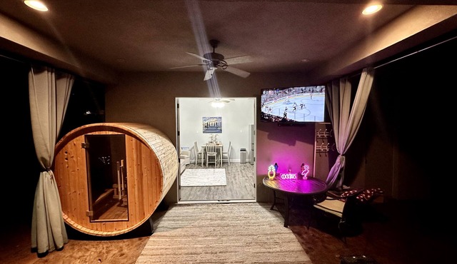 Casita with beautiful views. Private Pool, Hot tub, Sauna, and sport court.