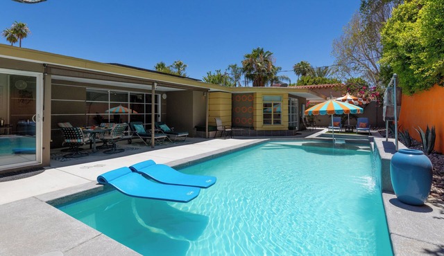 Casitas Del Monte – Vibrant Oasis w/Spa & Pool