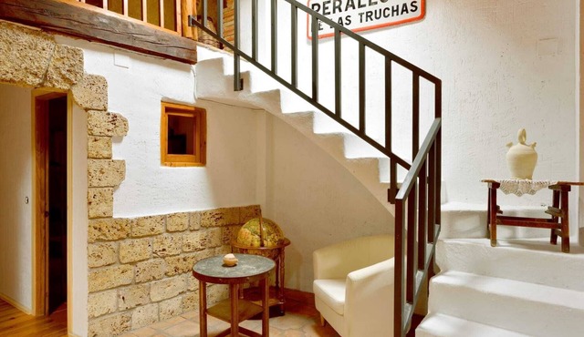 Casona Rústica Piedra y Madera ,cómoda ,amplia Ideal Familia. PN Alto Tajo