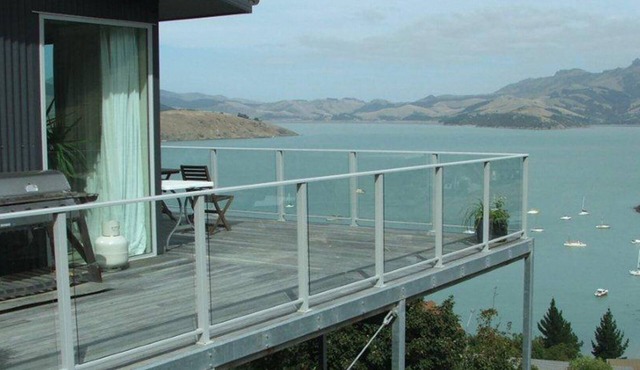 Cass Bay Retreat close to Christchurch