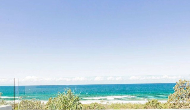 Castaways Beach Escape - 4 Bedroom