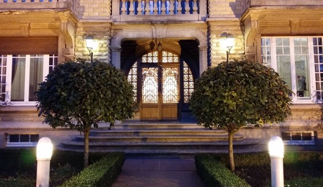 Castel Bayeux Guesthouse