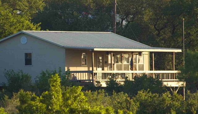 Castell Cabin on the Llano River