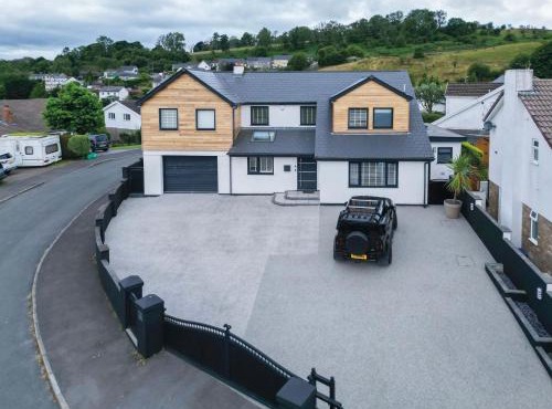 Castell Morlais - Luxurious 5 Bed - Pontsticill