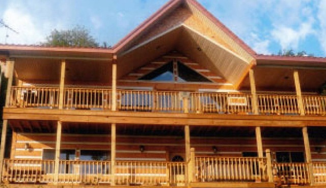 ‘’Castle Colucci’Magnet Indiana,a slice of Heaven where the world stands still.