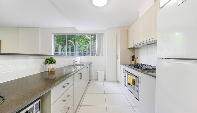 Castle HIll Sweet Modern 3BR Apt with 2 Parking