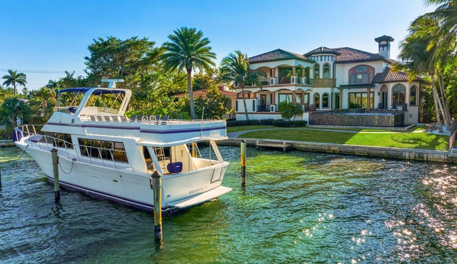 Castle on-the-Bay - St. Armand’s/Lido Beach 6 BD, Pool/Spa, Boat & Jet Ski Dock
